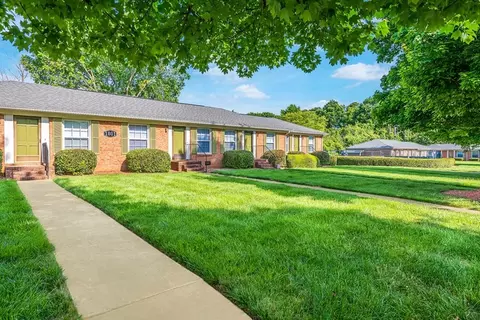 1811 Lookout Ln, Charlotte, NC 28205 photo 23