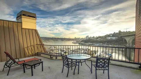 920 N 34th St, Seattle, WA 98103 photo 19