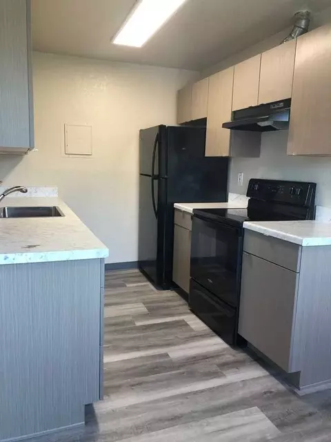 2405 NW 65th St, Seattle, WA 98117
