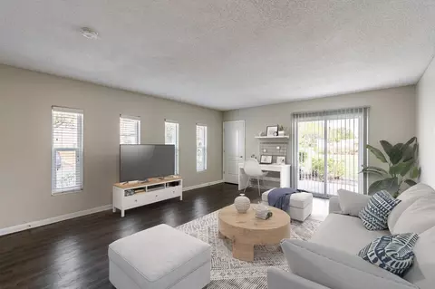 1763 Main St, Dunedin, FL 34698