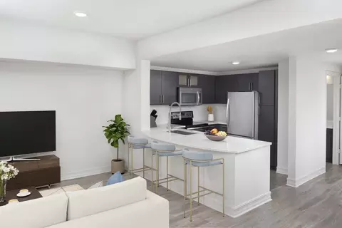 50 SW 10th St, Miami, FL 33130 photo 6