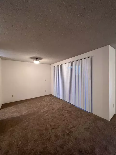10522 Lake City Way NE, Seattle, WA 98125
