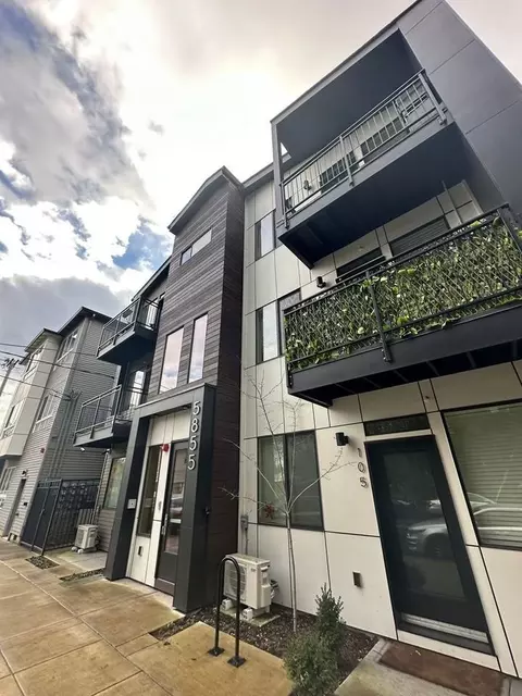 5855 SE 72nd Ave, Portland, OR 97206