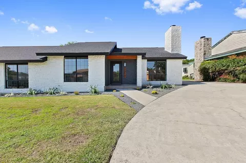 291 Mooring Cir, Lakeway, TX 78734