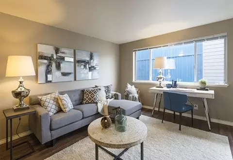 2425 Harbor Ave SW, Seattle, WA 98126 photo 6