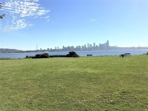 2425 Harbor Ave SW, Seattle, WA 98126 photo 14