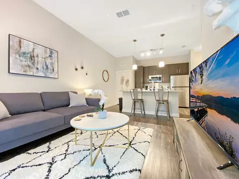 N Grady Ave, Tampa, FL 33607