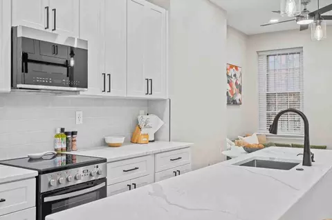 1425 P St NW, Washington, DC 20005 photo 8