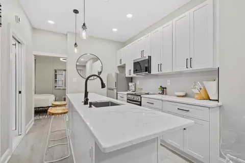 1425 P St NW, Washington, DC 20005 photo 4