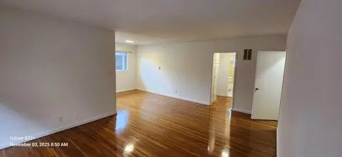 7267 Willoughby Ave, Los Angeles, CA 90046