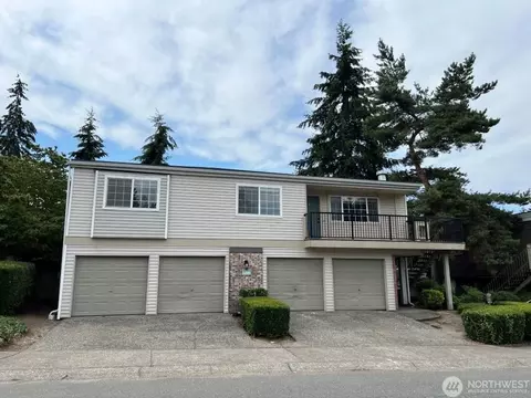 14309 NE 7th Pl, Bellevue, WA 98007