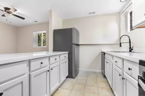 201 Howell St, Chapel Hill, NC 27514