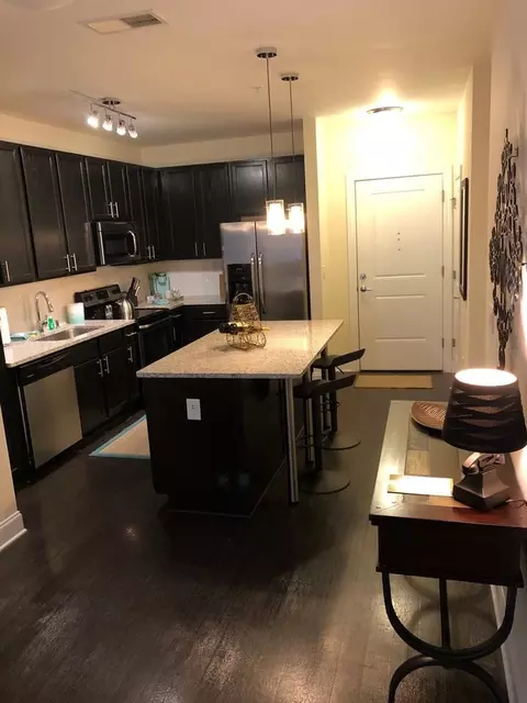 5720 Carnegie Blvd, Charlotte, NC 28209