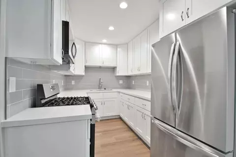 221 39th St, Manhattan Beach, CA 90266