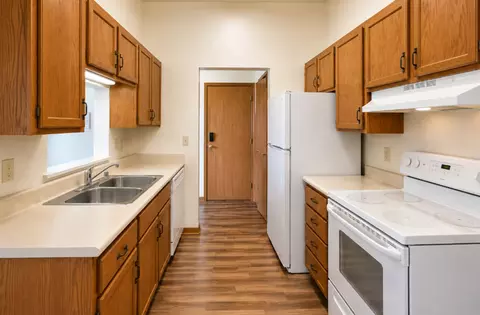 231 N Burritt Ave, Wisconsin Dells, WI 53965