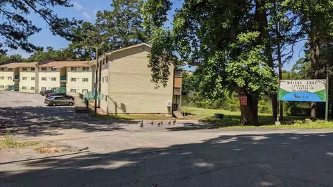 417 Barton Dr, Forest Park, GA 30297