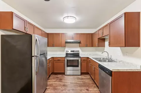 120 Cambridge Ave, Waukesha, WI 53188