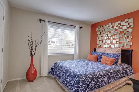 1019 Fox Hunt Ln, Raleigh, NC 27615 photo 6