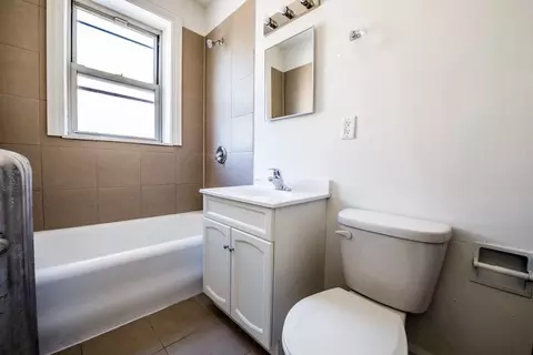 6705 S Michigan Ave, Chicago, IL 60637 photo 6