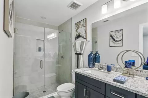 1374 Lake Shore Blvd, Jacksonville, FL 32205
