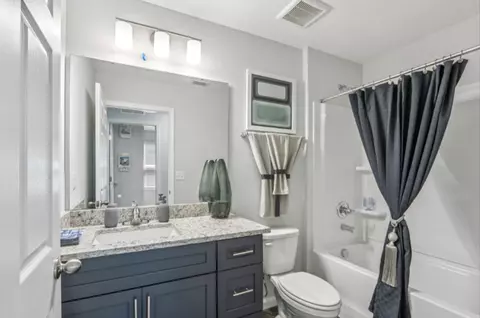 1374 Lake Shore Blvd, Jacksonville, FL 32205