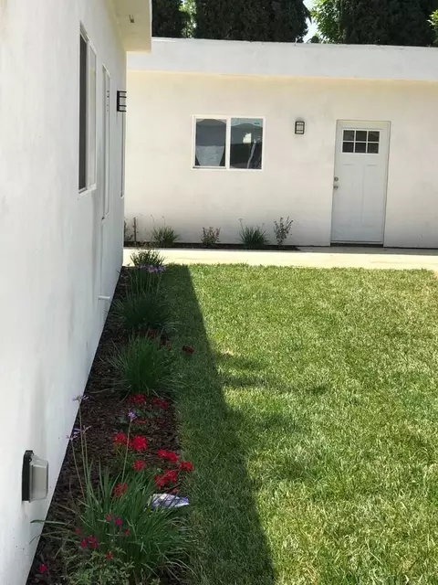 18556 18558 Hart St #18556-18556, Reseda, CA 91335