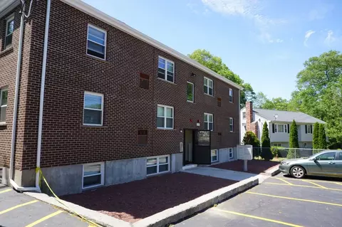38 W Elm Ter, Brockton, MA 02301