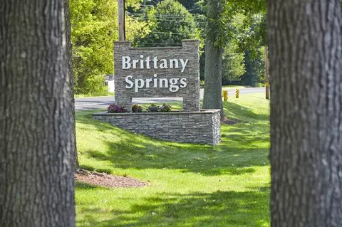 3401 Bristol Oxford Valley Rd, Levittown, PA 19057