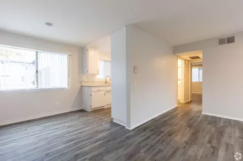 6643 Haskell Ave, Los Angeles, CA 91406