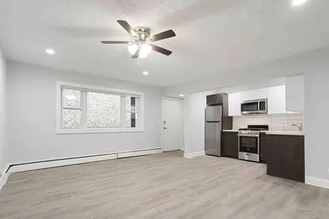 7606 N Eastlake Ter, Chicago, IL 60626