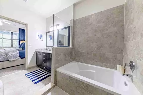 4045 Central Gardens Way, Palm Beach Gardens, FL 33418 photo 6