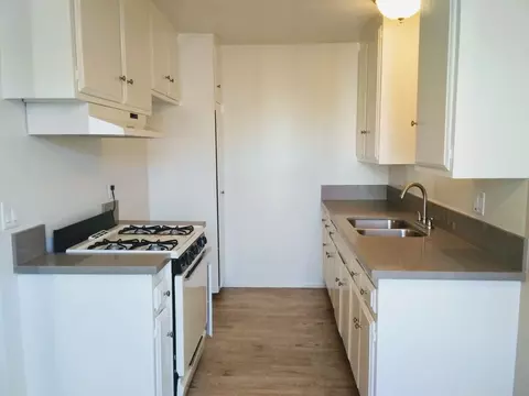 15910 Pasadena Ave, Tustin, CA 92780