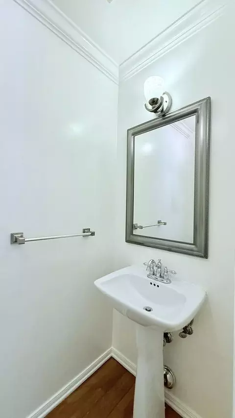 145 147 South Camden Dr, Beverly Hills, CA 90212 photo 11