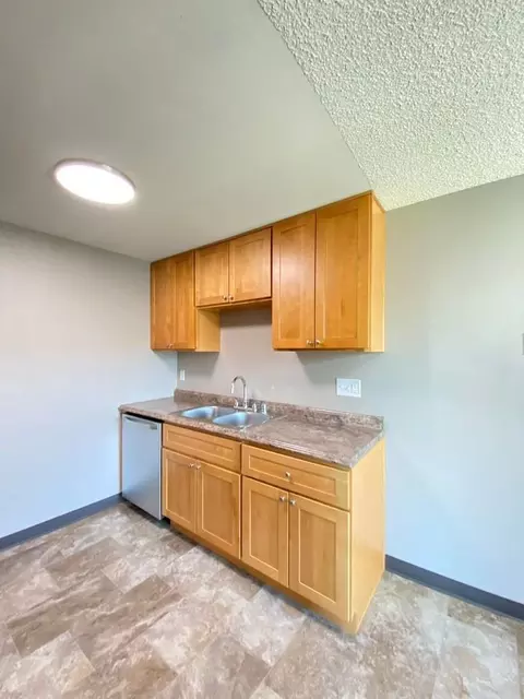 531 S 38th Ave, West Richland, WA 99353