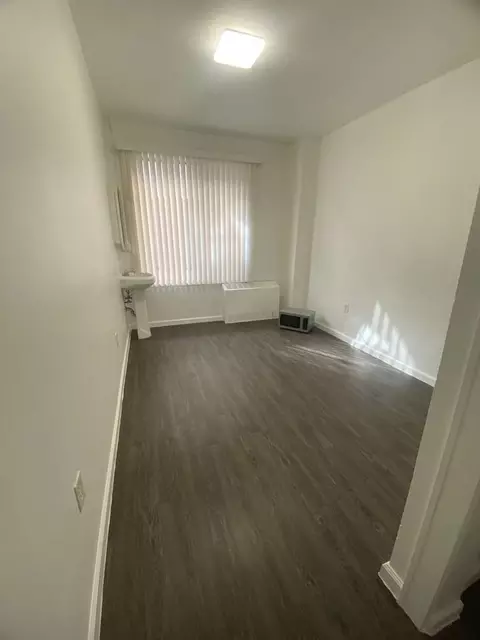 752 S Main St, Los Angeles, CA 90014