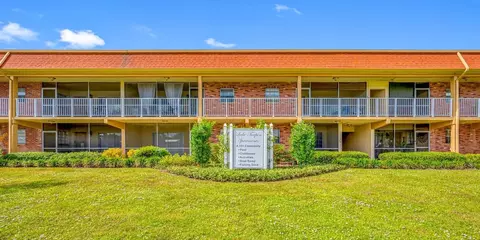 30 Liberty Way, Palm Harbor, FL 34684