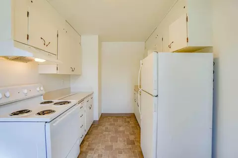 470 SE 12th Ave, Hillsboro, OR 97123