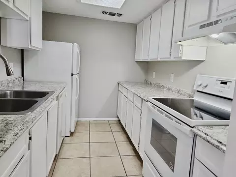 2301 N Pecos St, Midland, TX 79705