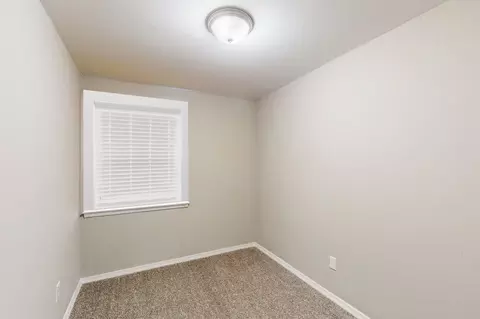 2742 N Rosedale St, Baltimore, MD 21216 photo 11