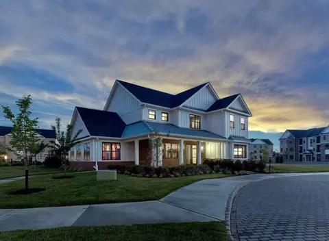 2000 Schindler Dr, Mount Laurel, NJ 08054