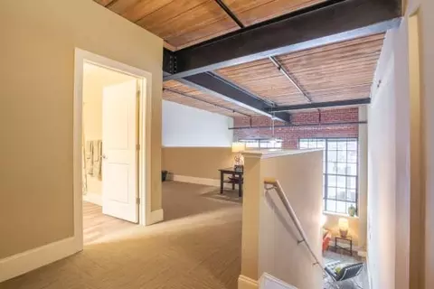 12 Eagle St, Providence, RI 02908