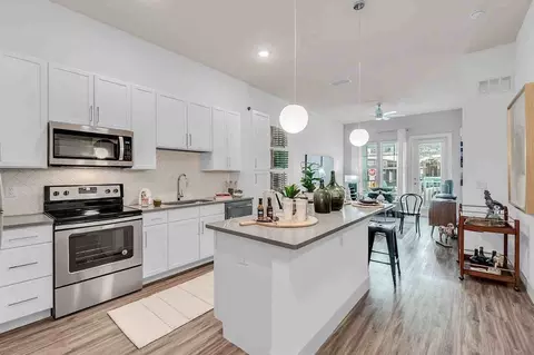 646 W Smith St, Orlando, FL 32804 photo 11