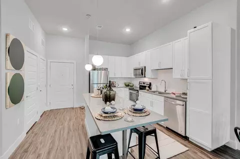 646 W Smith St, Orlando, FL 32804 photo 14