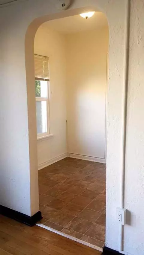 924 16th Ave, Seattle, WA 98122