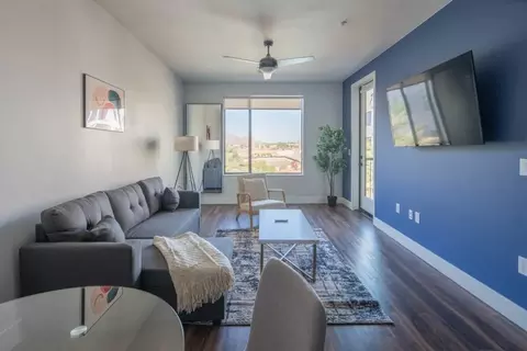 701 W Rio Salado Pkwy, Tempe, AZ 85281
