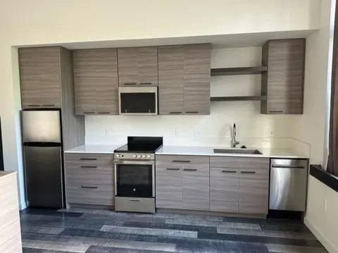 1030 Ferry St, Eugene, OR 97401 photo 8