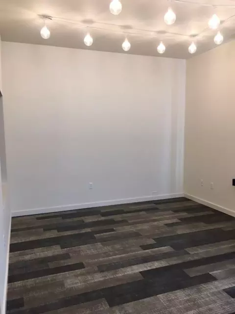 1030 Ferry St, Eugene, OR 97401 photo 8