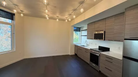 1030 Ferry St, Eugene, OR 97401 photo 27