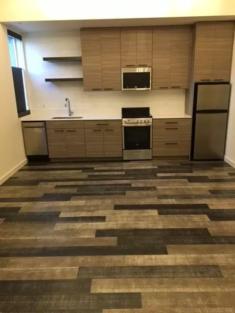 1030 Ferry St, Eugene, OR 97401 photo 5