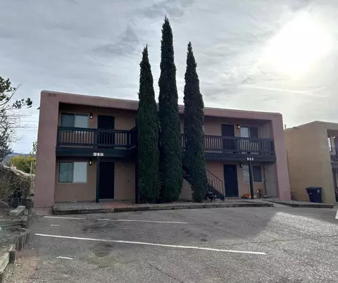 940 Chelwood Park Blvd NE, Albuquerque, NM 87112